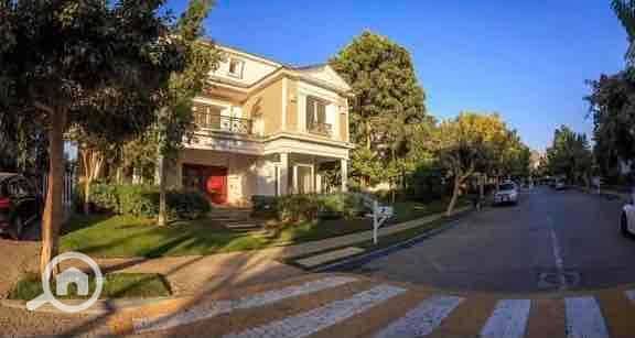 8 9a94070f-e4e8-4c8d-a7f2-42c5c1e4cf0e. jpg