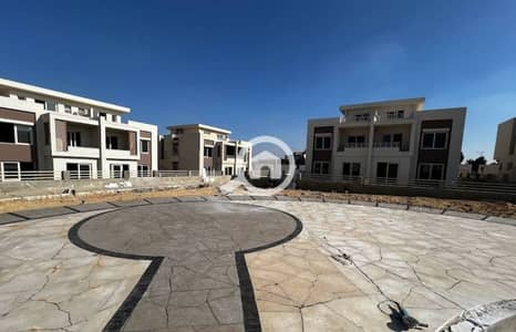 فیلا 5 غرف نوم للبيع في مدينة الشروق، القاهرة - لقطة شاشة 2025-11-13 032452. jpg