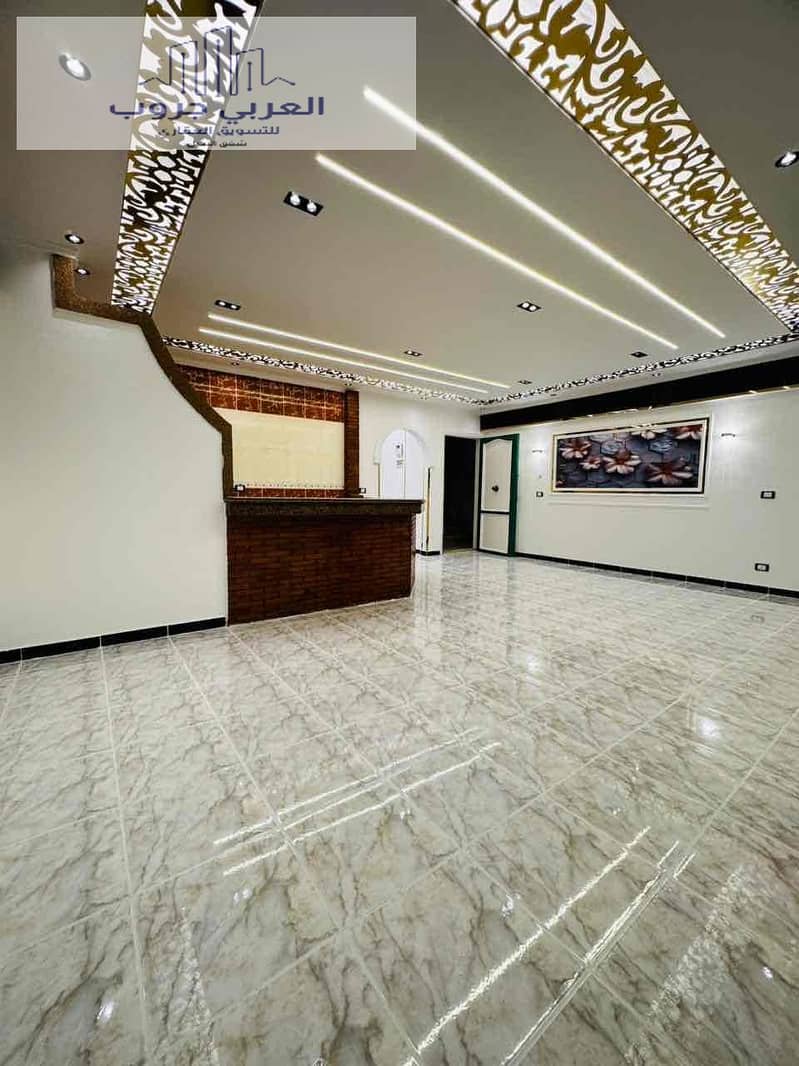 14 46d22b55-d6cf-4c5d-b8ac-1fffe95c7e1f. jpg