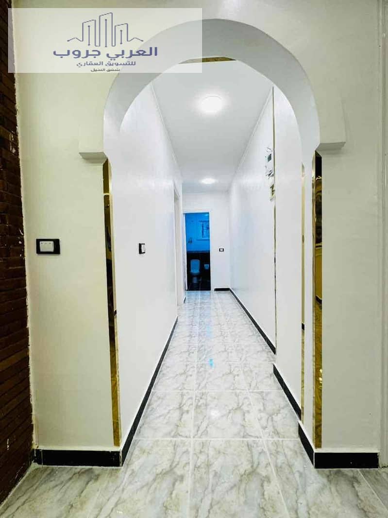 22 b9739853-1947-4008-8aed-601958de7f16. jpg