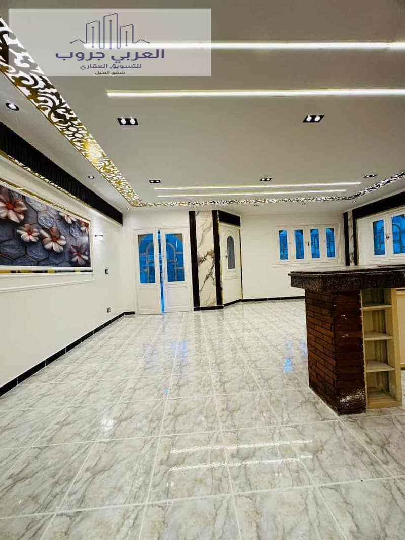 24 0c595af6-361f-4e11-b0d4-d8424260e63e. jpg