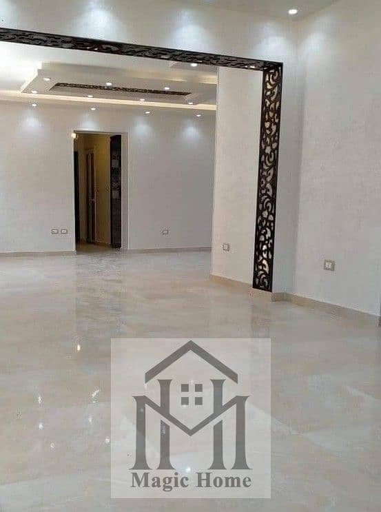 10 981b86e4-400f-4a69-9402-c1e57eb2c233. jpg