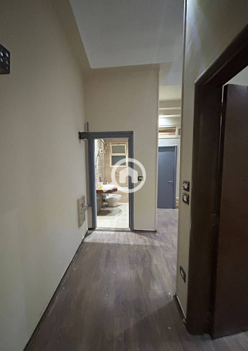 8 WhatsApp Image 2025-11-12 at 17.58. 10_d0c98a0f. jpg