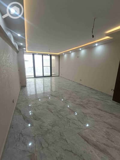 شقة 3 غرف نوم للايجار في زهراء المعادى، القاهرة - 1000504255. jpg