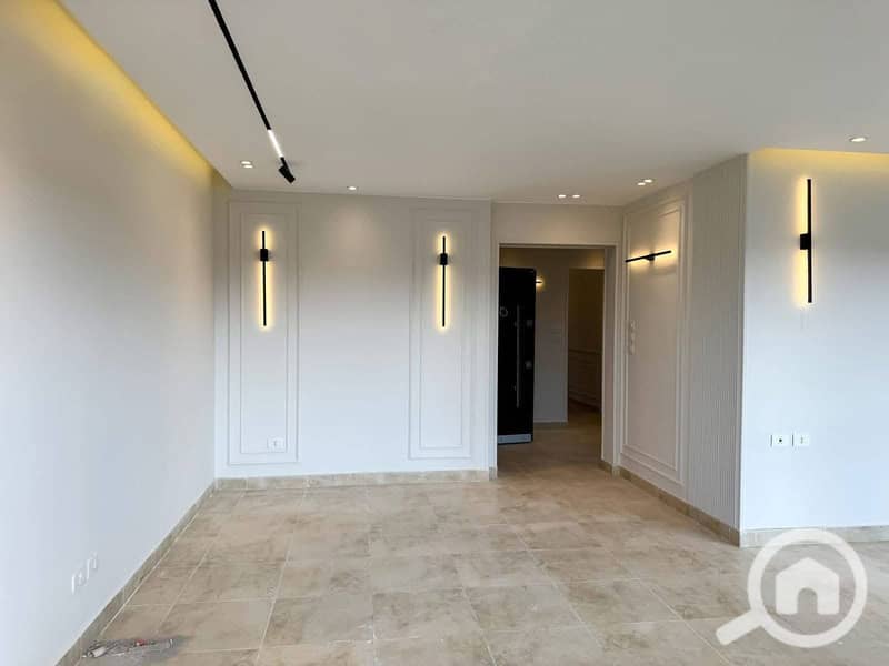 7 581499902_864500056113257_1050608458049823314_n. jpg