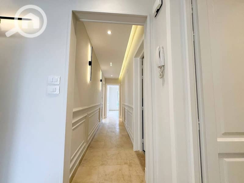 10 582427592_864499892779940_8608590065768019770_n. jpg