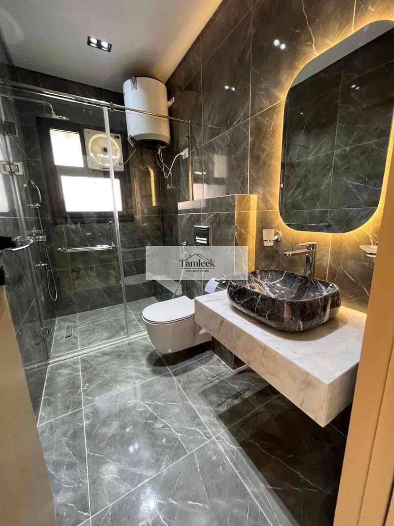 9 907a8d27-f37b-4ac0-bcd4-038242f89eaa. jpg