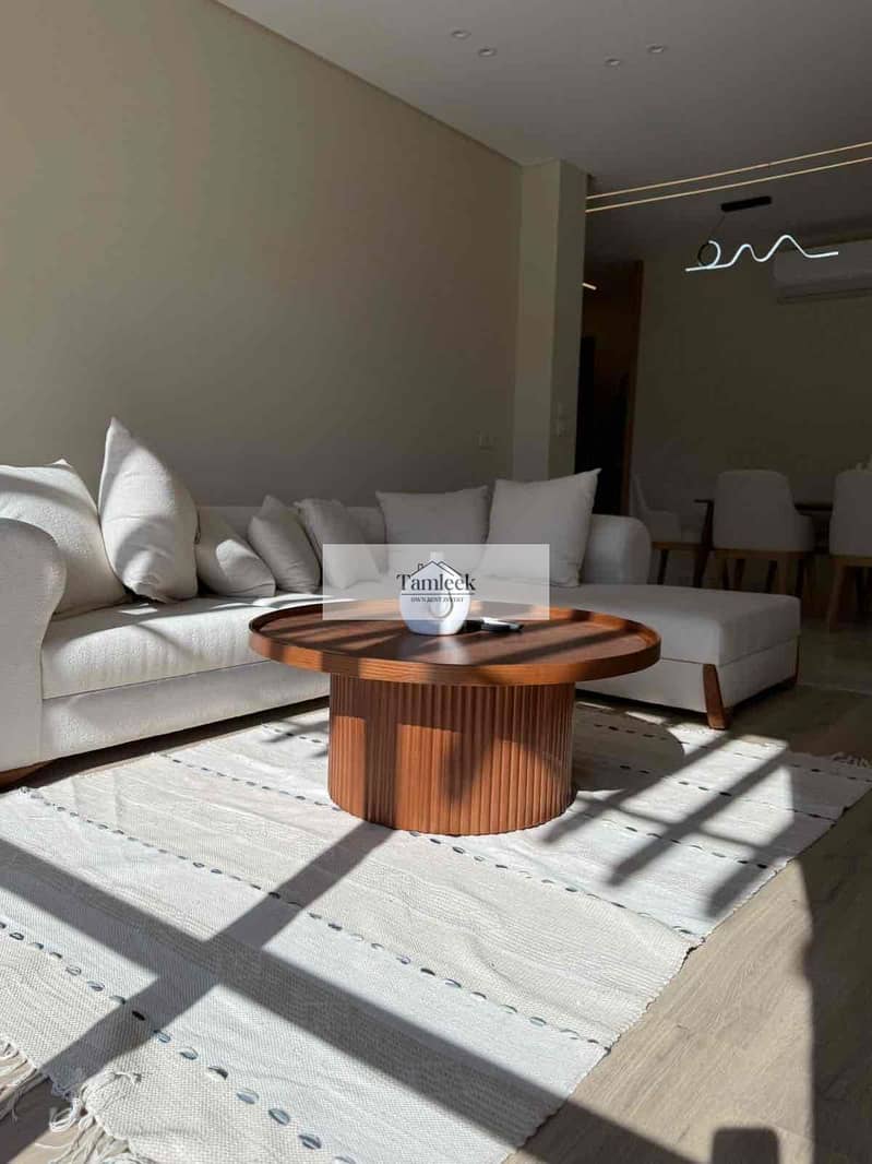 2 520ec891-b15b-41a1-81e3-6004c66964c5. jpg