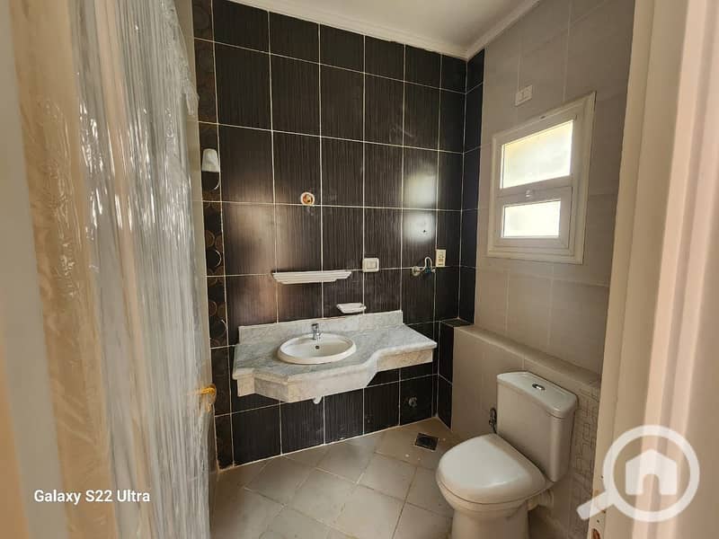 8 WhatsApp Image 2025-11-11 at 13.13. 03 (7). jpeg