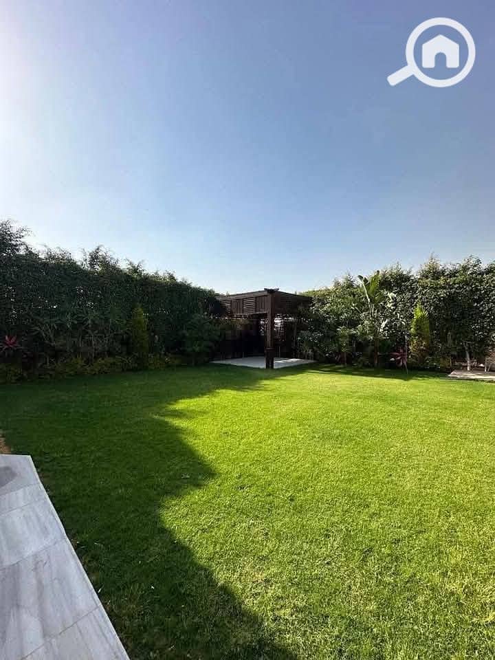 8 574507629_1470152005113371_2230345795744431166_n. jpg