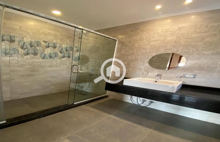 21 WhatsApp Image 2025-11-11 at 10.11. 35_3114dbcc. jpg