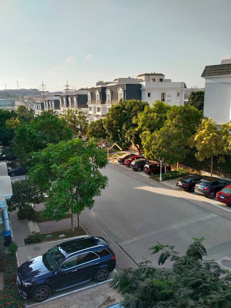 6 WhatsApp Image 2025-10-30 at 5.12. 07 PM (1). jpeg