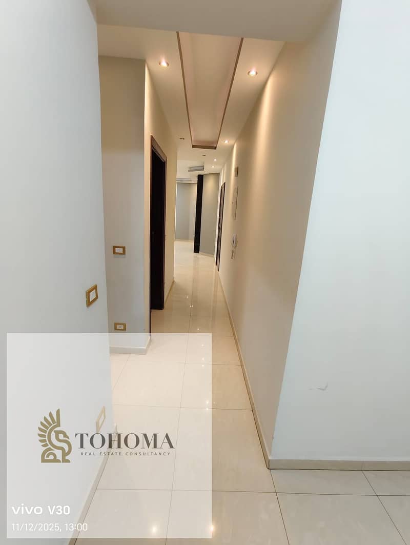 2 43a9ff7f-d079-43b7-be87-e670b31c6afb. jpg