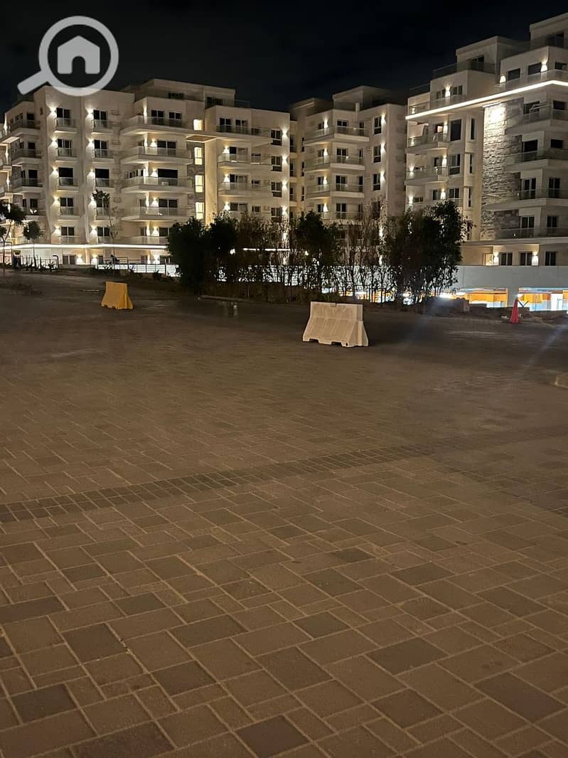 5 a6375ab2-cead-49c7-9685-45557e6f4a77. jpg