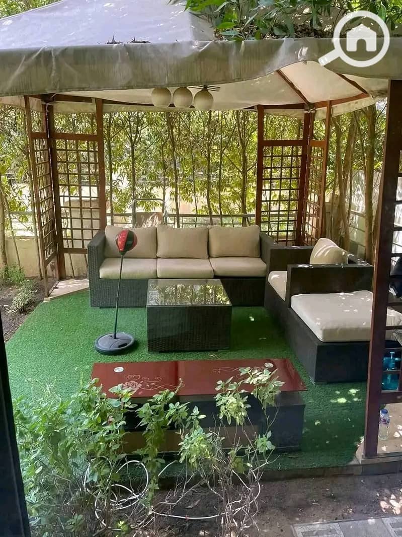 6 528126444_736888639233086_28030896688169351_n. jpg