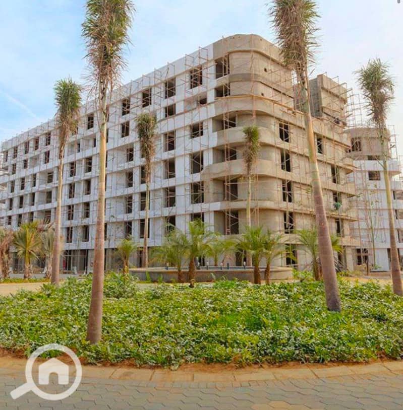 10 b5f4e52f-3071-465b-a26f-d62fcdfe00ae. jpg