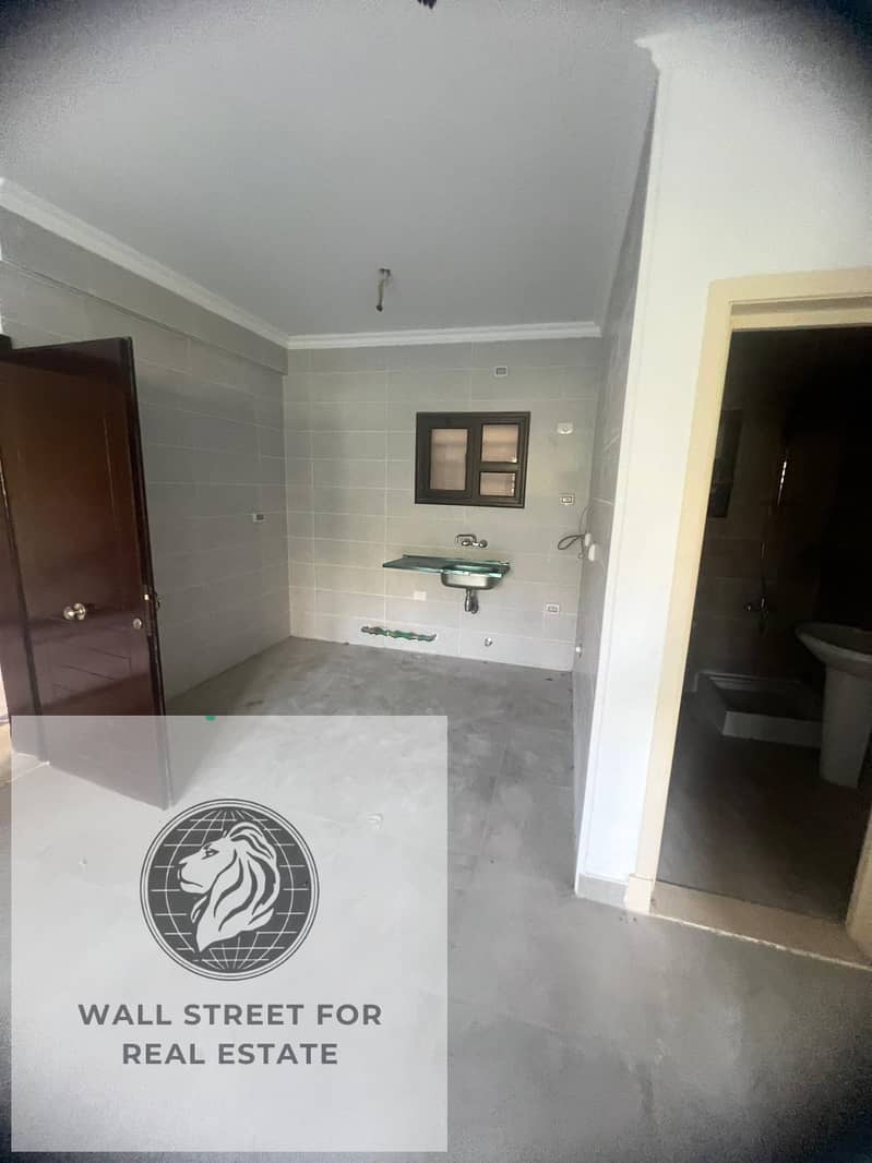 6 545060355_2306775836405662_5103811369796540321_n. jpg