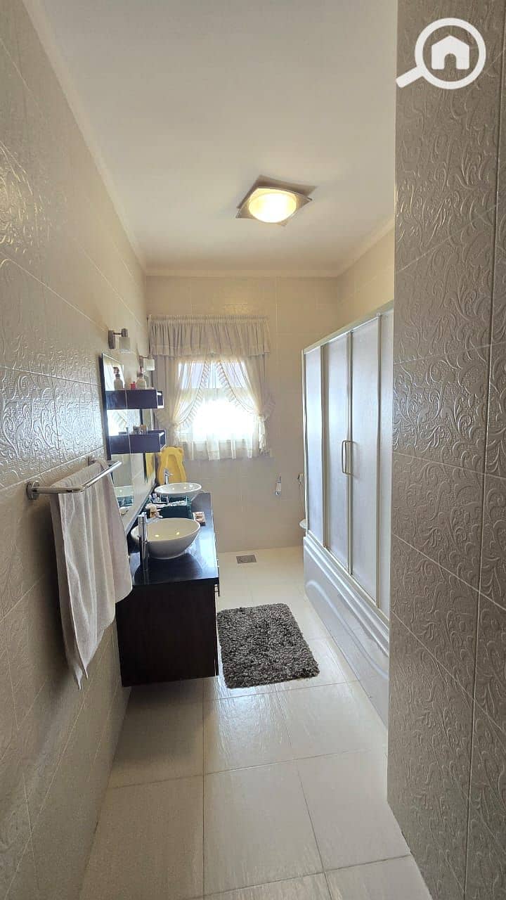 6 IMG-20251113-WA0232. jpg