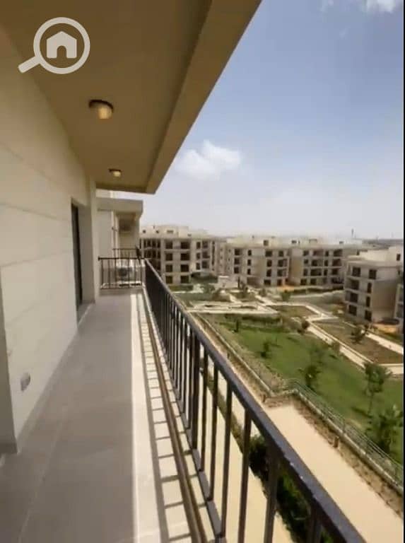 7 d367fc98-9f21-4c3d-9e66-7b3ab029ceb3. jpg