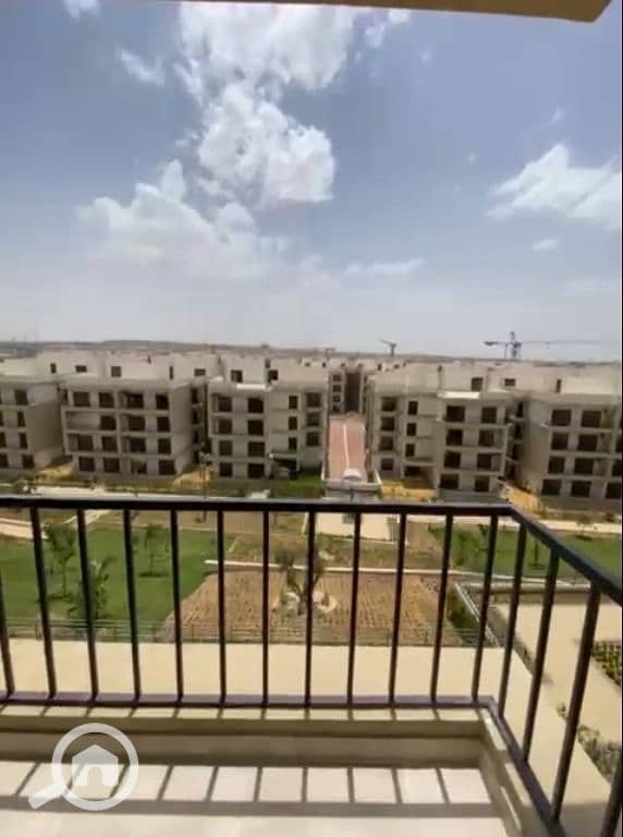 8 d696d263-8dc4-4cbb-a15d-3248e578a10b. jpg