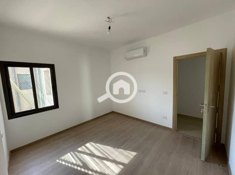 12 WhatsApp Image 2022-02-13 at 4.18. 45 PM (3). jpeg