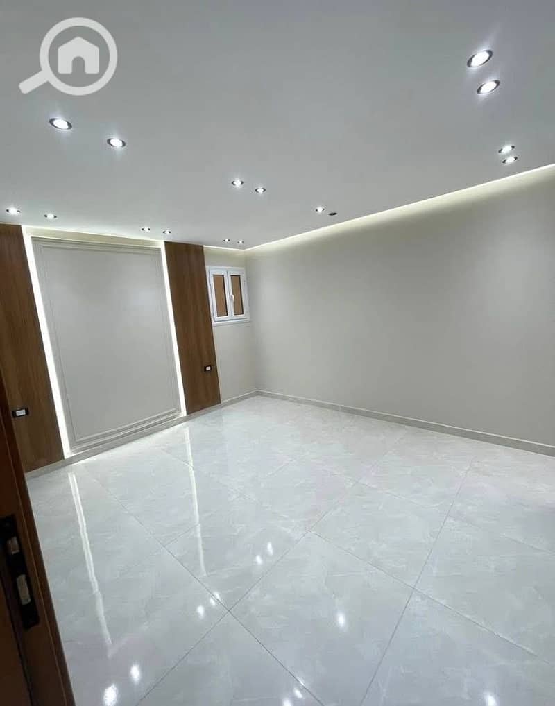 15 572948869_122158148030784817_5160904169845129961_n. jpg