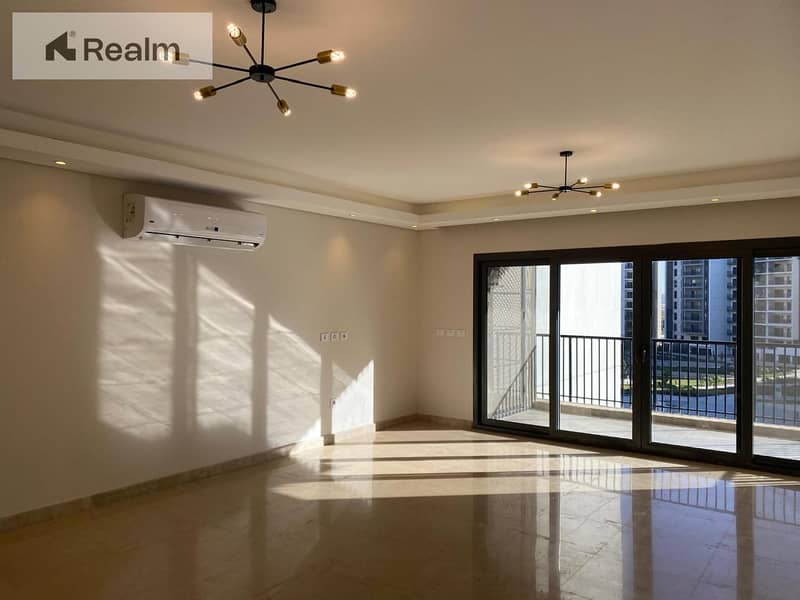 5cb47fb5-a0d3-4555-beca-13ff81a057c1. jpg