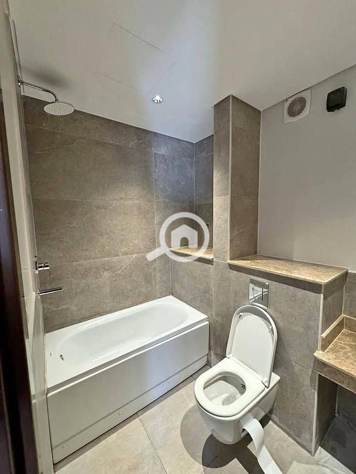 5 8c9405d7-6d80-4b06-81a7-bec758a48486. jpg