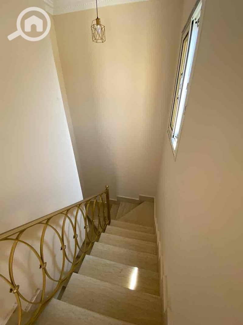 7 551193c9-b00c-40d8-ad06-2280b244c056. jpg