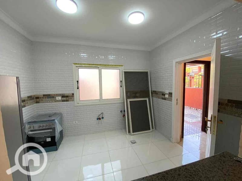 11 b3c65f62-befb-4c68-90a5-f158eee18013. jpg