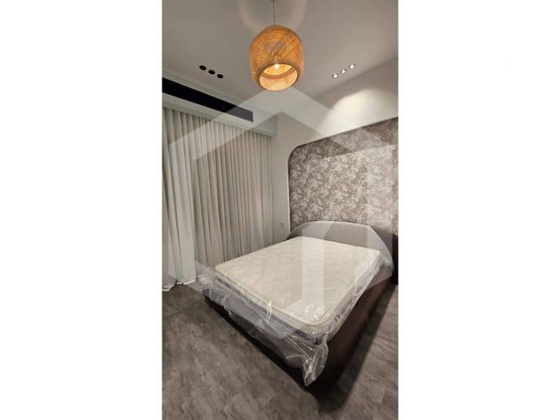 10 Royal Meadows 10. jpg