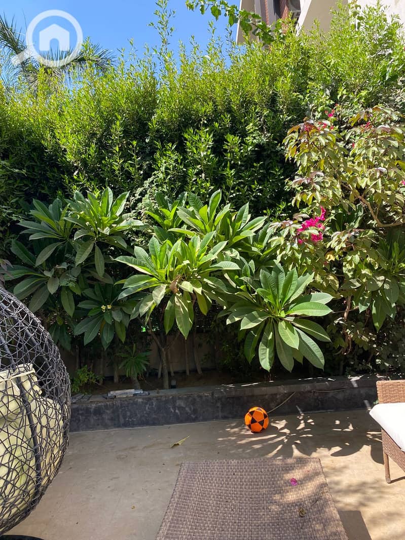 7 734c341e-2866-4b01-a28f-3bc5d7a07716. jpg