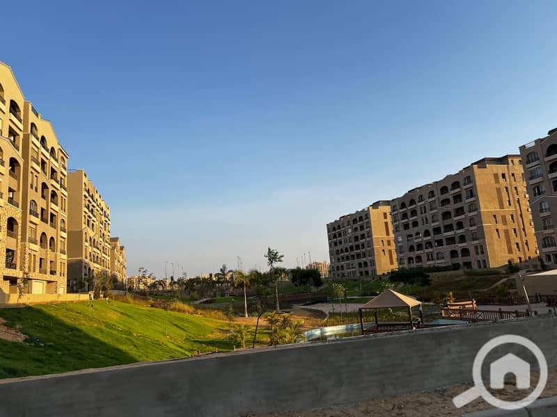 9 2795562e-1c1f-444b-b0e2-ffd6a8d1071e. jpg