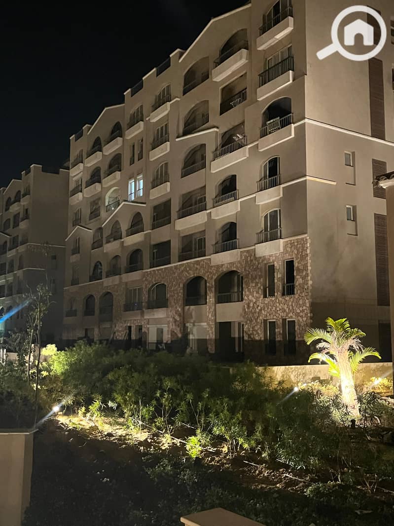 11 b6b3b30a-f72f-420f-980d-877b940165d0. jpg