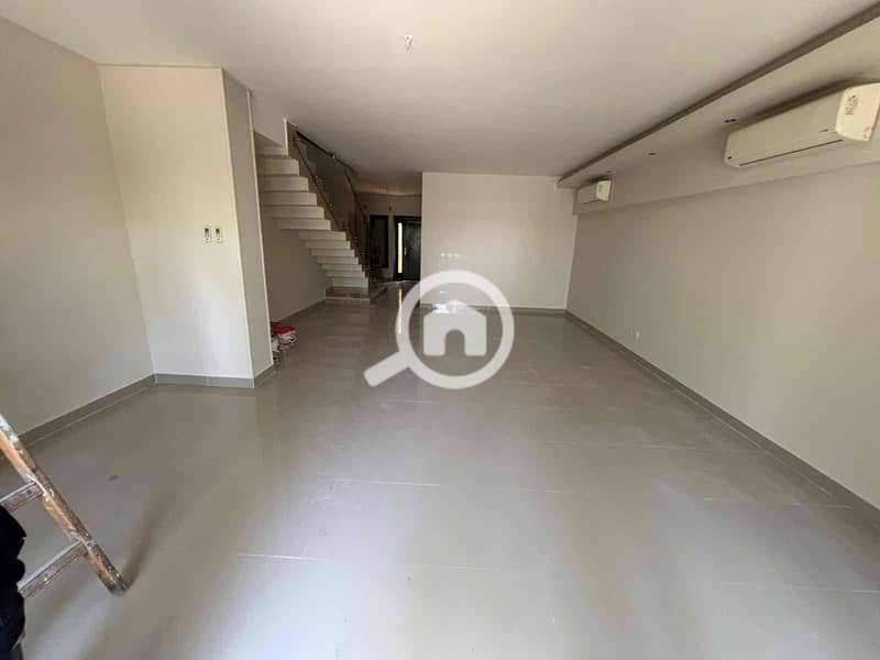 11 287bb993-5b2e-4372-a52f-ffd3c158905e. jpg