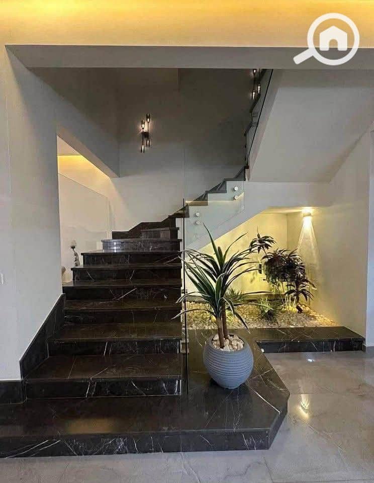 6 549362953_1929635974559175_8529523679344055709_n. jpg