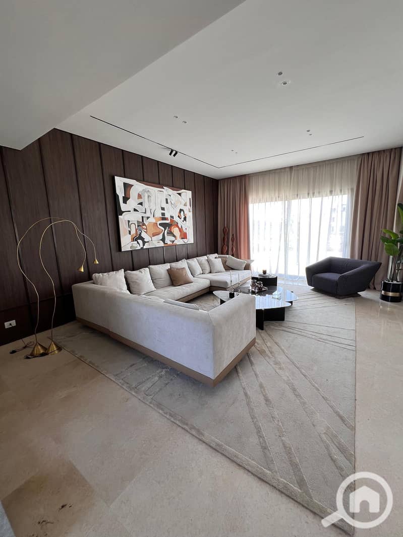 10 550871387_122263946870085823_5315499917828576994_n. jpg