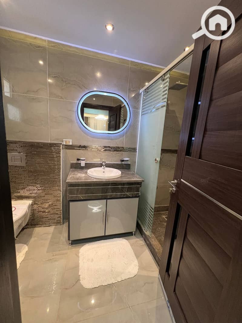 18 561619324_839852488993167_5486613049800312583_n. jpg