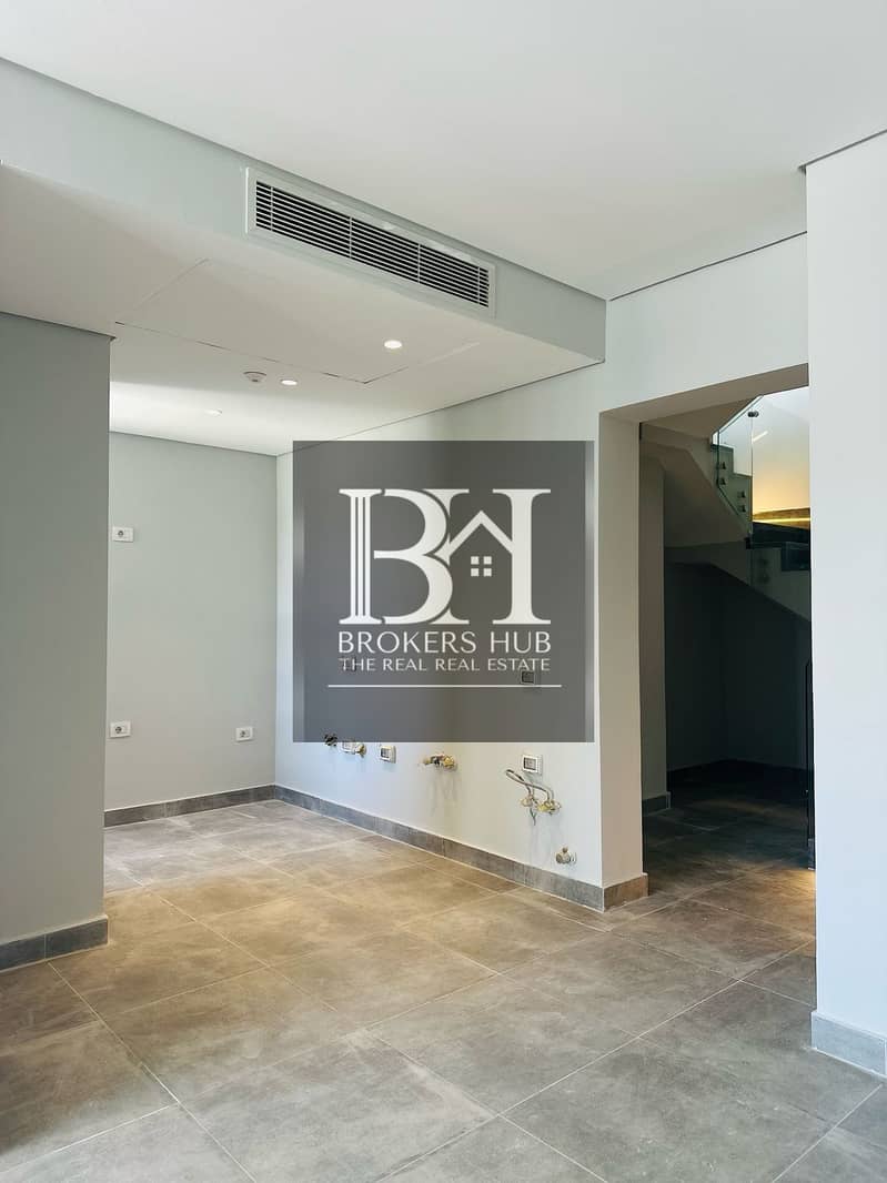 2 WhatsApp Image 2025-10-08 at 3.38. 38 PM (1). jpeg