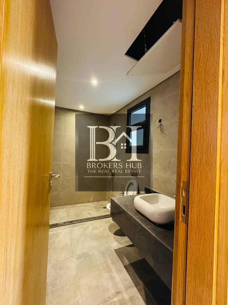 7 WhatsApp Image 2025-10-08 at 3.38. 40 PM (1). jpeg