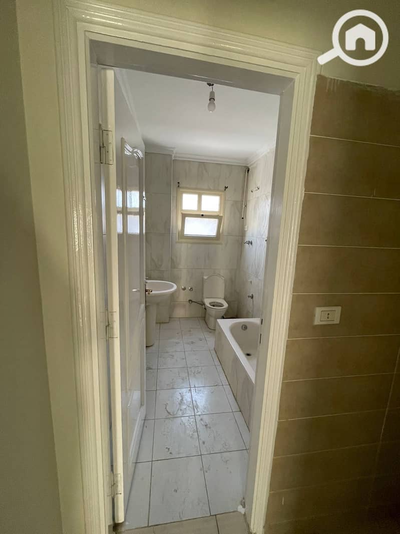 7 WhatsApp Image 2025-11-12 at 18.34. 54_af6a5947. jpg