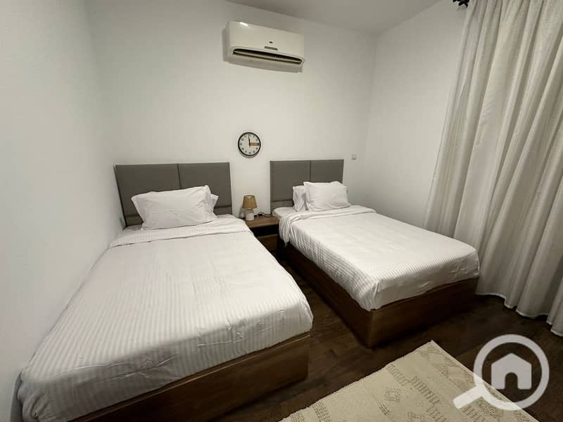 6 WhatsApp Image 2025-11-13 at 11.43. 50 AM (1). jpeg