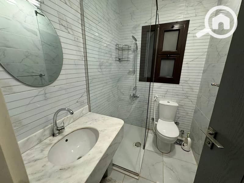 8 20e412bc-f27b-4f75-bfef-73397b77927c. jpeg