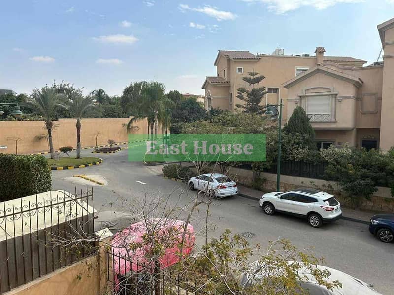 4 e2c94baf-d65f-42ab-90d0-4a5eb01af66c. jpg