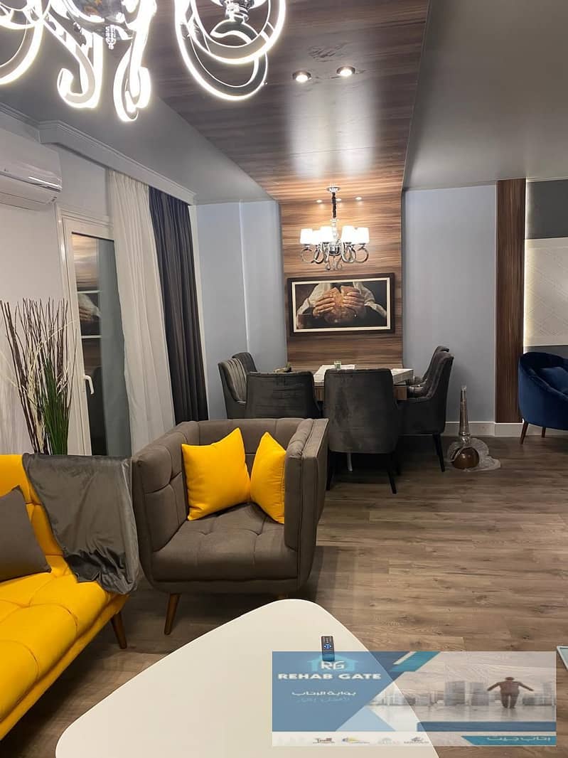 4 39b8eb1d-0de2-4d89-9e17-75250d4c913d. jpg