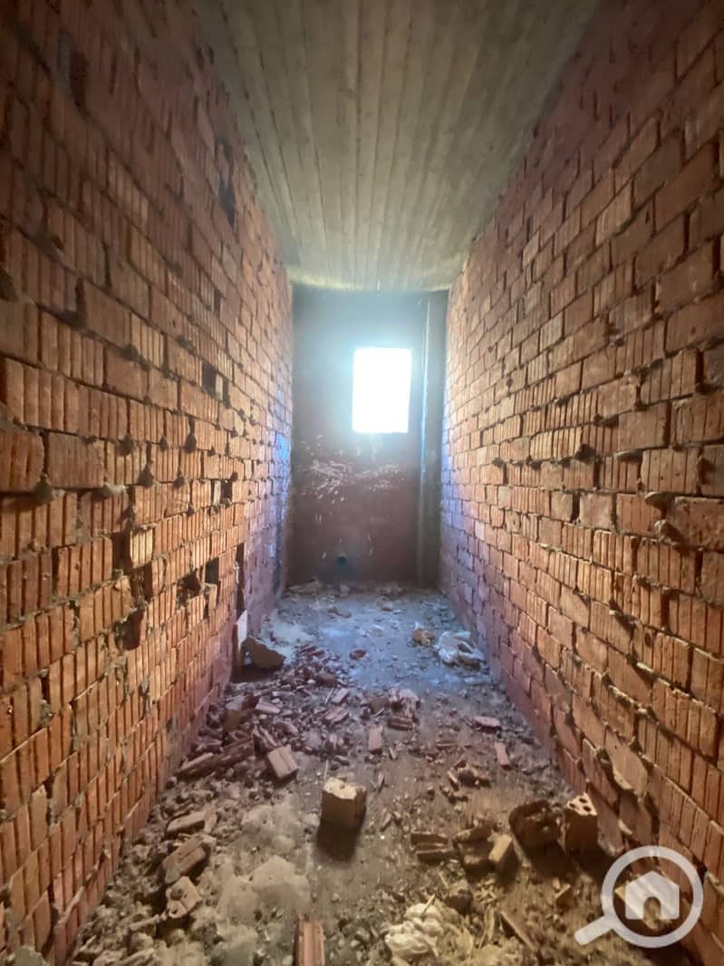 8 WhatsApp Image 2025-10-13 at 3.35. 47 PM (2). jpeg