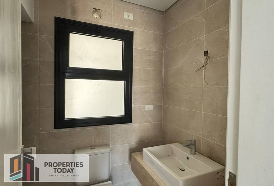 2 1c5b93d8-6f96-4e59-a4bb-7748caa5c8fc. png