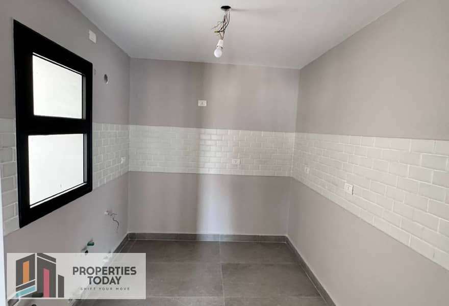 3 4c198db7-ab3a-457f-a15b-d680b9e038d4. png