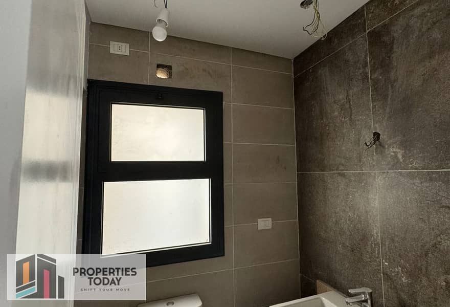 10 b8ee09fa-6eb6-4400-8a0d-dce2e04bce6a. png