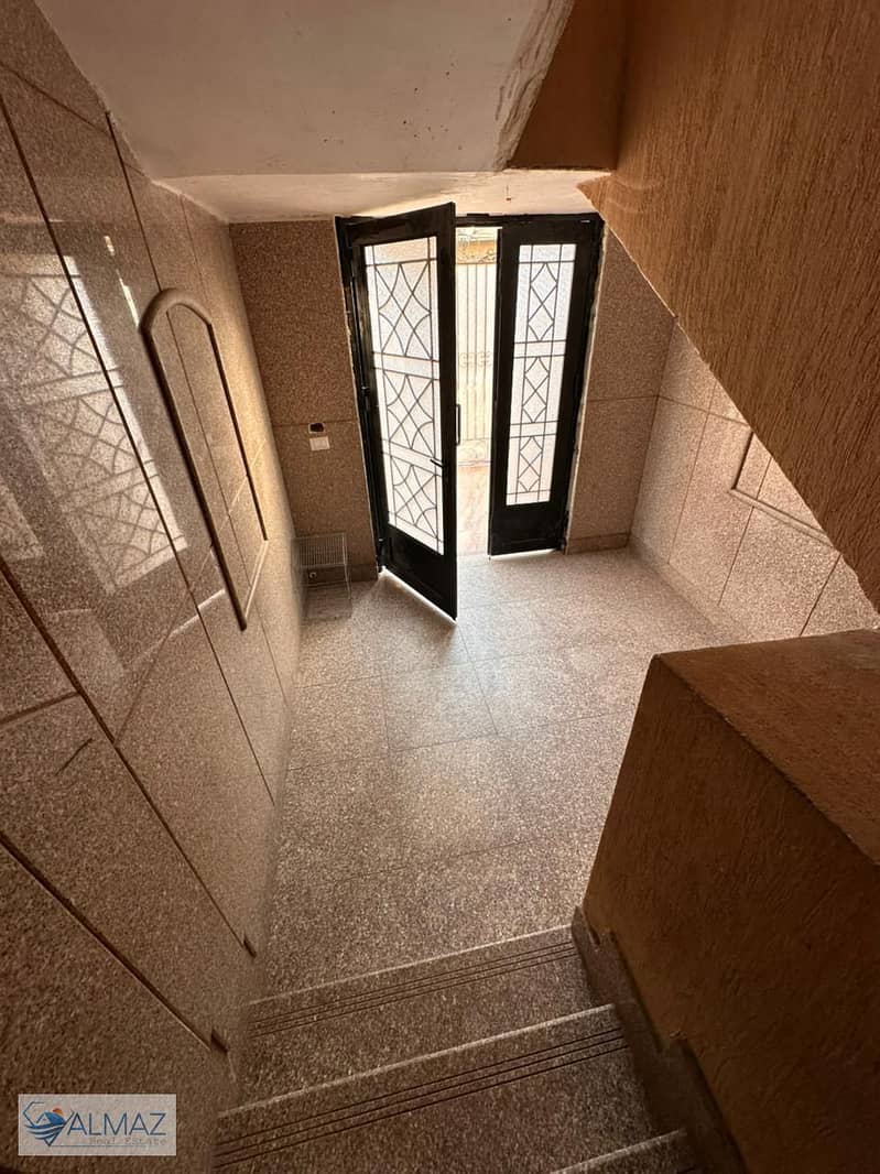 5 WhatsApp Image 2025-11-13 at 12.25. 19 PM (1). jpeg